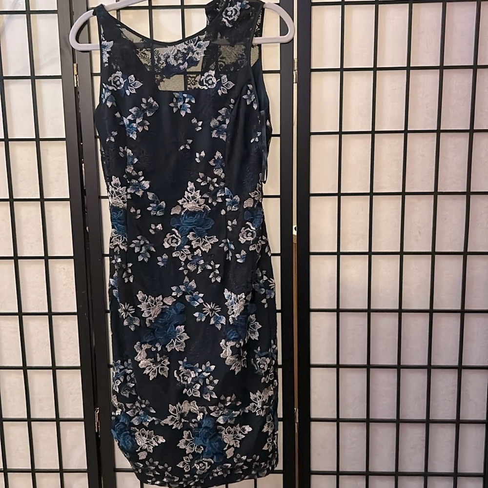New with tags. White House Black Market size 4 cocktail dress